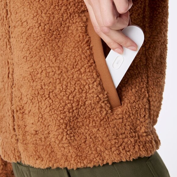 Figs On-Shift High Pile Fleece Bomber Jacket in Mocha, Size Medium - Picture 6 of 12